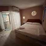 Kiss Hotel Rach Bung Binh Quan 3